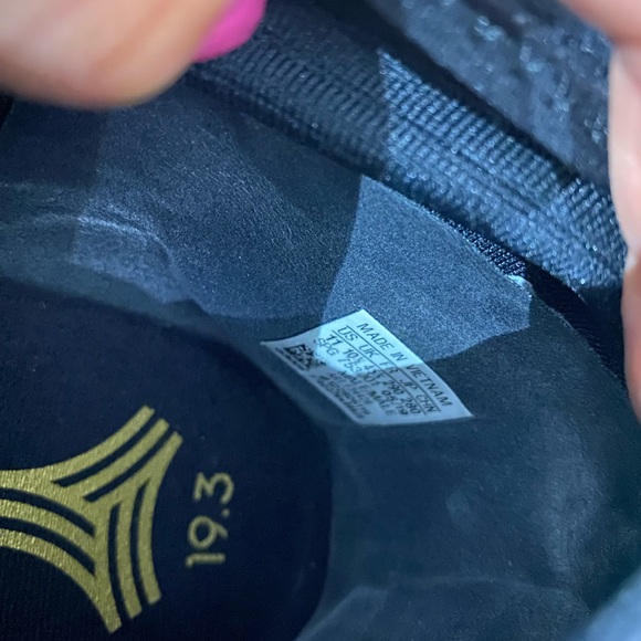 Adidas Men’s Nemeziz - Picture 2 of 2